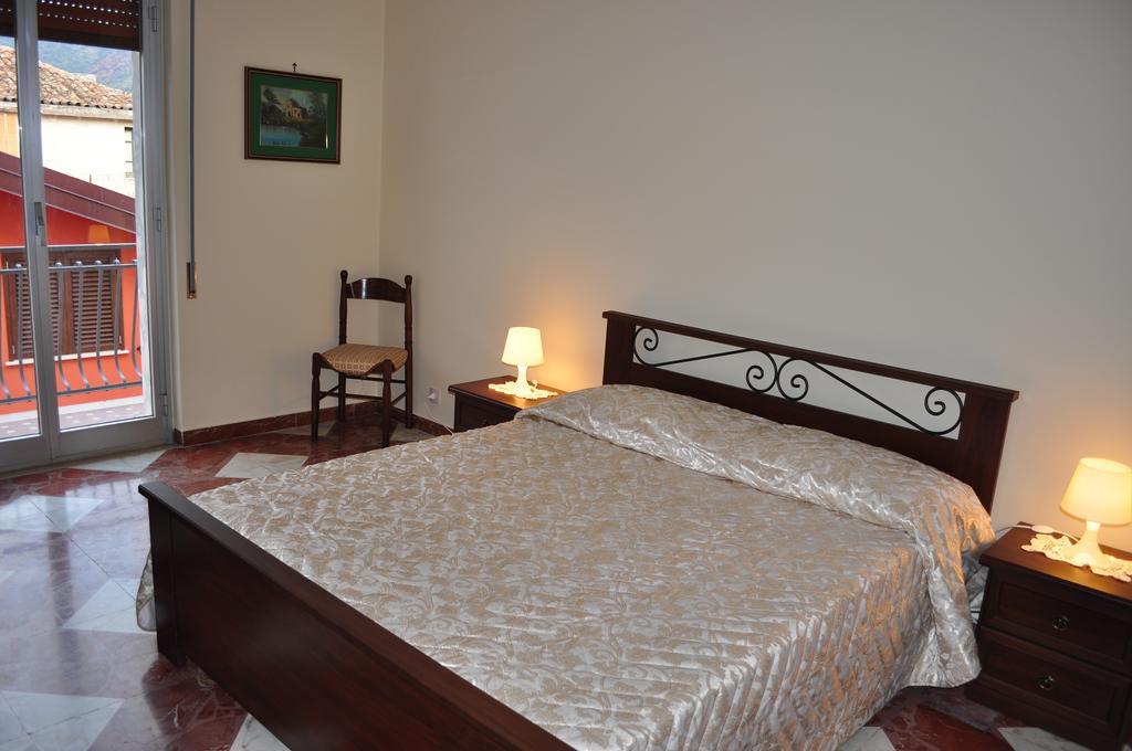 Casa Catena Francavilla di Sicilia Zimmer foto