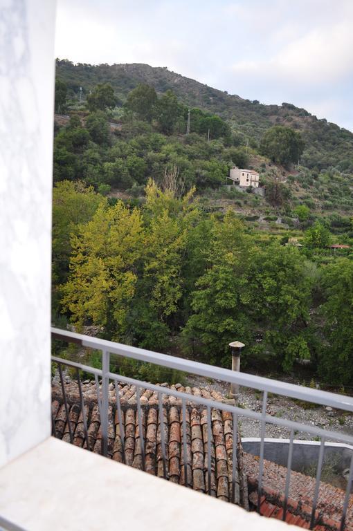 Casa Catena Francavilla di Sicilia Zimmer foto